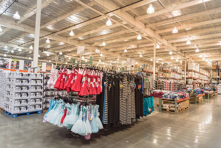 服裝鞋帽批發(fā)倉(cāng)庫(kù) 現(xiàn)代供應(yīng)鏈中的關(guān)鍵樞紐